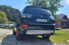 Mitsubishi Outlander 2.0 DI-D 4WD - 4