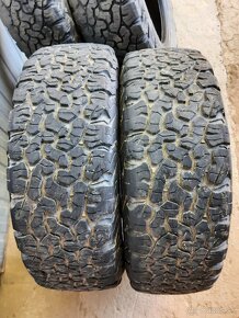 BF Goodrich 215/65 r16 - 4