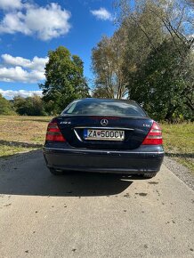 Mercedes e270 - 4