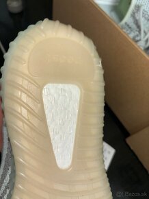 Yeezy 350 v2 Ice Blue Zebra - 4