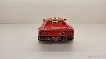 1:18 FERRARI GTO No. 25 - 4