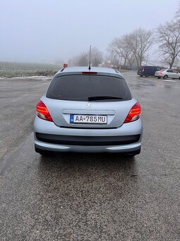 Peugeot 207 - 4