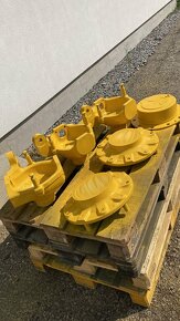 Komatsu wb 97s2 r5 wb93r5 - 4