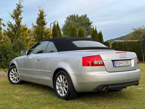 AUDI A4 CABRIOLET 2.4 Benzin - 4