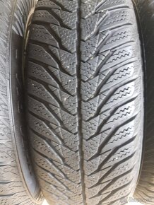 Predám 4x zimné pneumatiky Matador Sibír Snow  165/70 r14 - 4