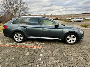 ŠKODA SUPERB 3 FACELIFT 2.0 TDI DSG 110KW STYLE - 4