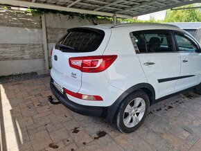 Kia sportage 3(III)  2012 4X4 2.0crdi AUTOMAT - 4