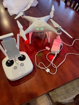 DJI Phantom 4 - 4