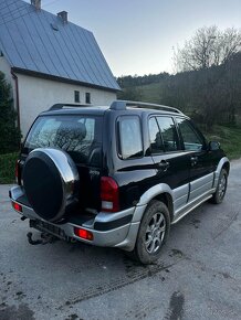 Suzuki Grand Vitara 2.0TD - 4