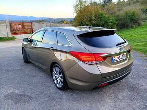 Hyundai i40 CW 1.7crdi 100kw 2012 - 4