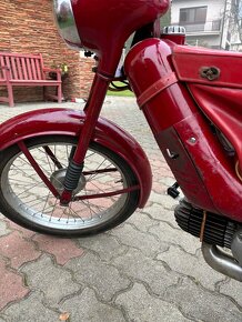 Jawa 550 - 4