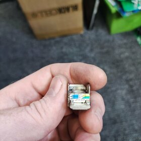 10G samorezný tienený keystone CAT6A STP RJ45 - 4