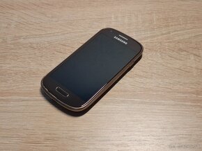 Samsung Galaxy S3 mini brown (GT-I8190N) - 4