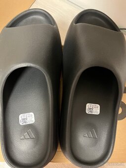 Yeezy Slide Onyx - 4