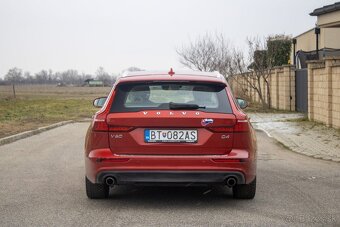 Volvo V60 D4 Momentum Pro A/T, odpočet DPH - 4