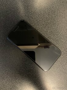 Apple I Phone 15 pro - 4