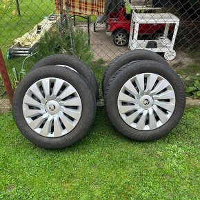 205/55 r16 zimné kolesá komplet (pneu,disk,puklica) škoda - 4