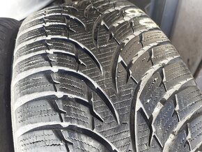 205/60 r16 Nokian - 4