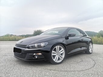 Volkswagen Scirocco 2.0 TDI DSG - 4