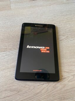 Lenovo Tablety - 4