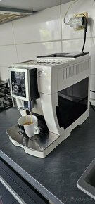 Kávovar DeLonghi INTENSA - 4