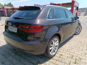 Audi A3 sportback 2.0 TDI DSG - 4