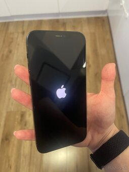 iPhone 12 čierny - 4