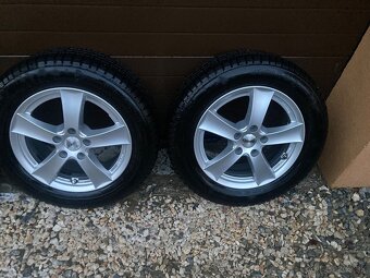 Predam zimnu sadu continental 5x112 R16 215/60R16 VW SKODA - 4