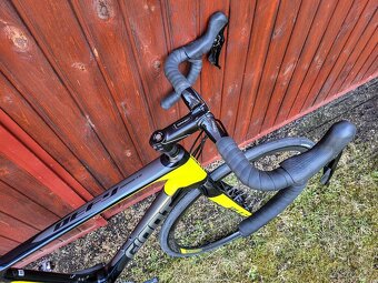 Giant Defy Advanced 1 (2018) veľkosť M + Bonus - 4