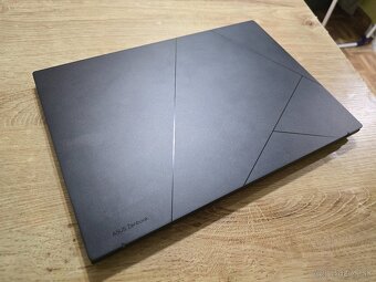 Asus Zenbook 14 OLED so 16gb ram 1Tb ssd diskom AMD Radeon 7 - 4