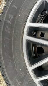 Predám zimné pneumatiky 165/70 R14 + plechove disky - 4