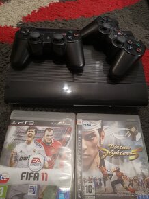 PlayStation 3 super slim - 4