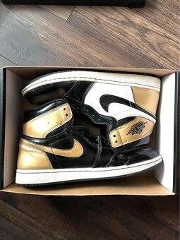 Air Jordan 1 Gold Toes - 4