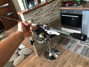 Daiwa privlcovy prut - 4