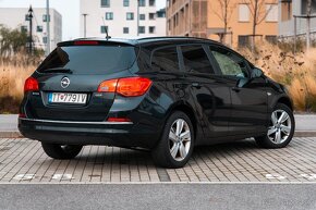 Opel Astra J Sports Tourer 1.7 cdti - 4