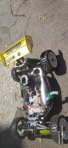 HPI RC auto - 4