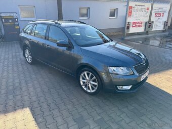 Octavia 1.6 TDI 77kw DSG  Kód: CLHA - 4