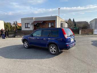 Nissan X-Trail - 4