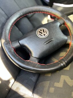 Predám štvorramenny volant na Volkswagen golf IV - 4