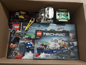 LEGO Technic 42064 Výzkumná loď Ocean Explorer - 4