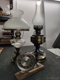 Staré věci - lampa, svícen, sochy, citera, čajová souprava - 4
