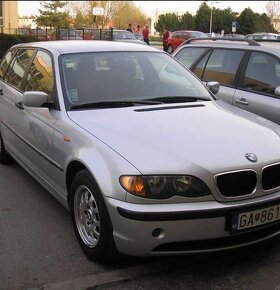 BMW 318i Touring - 4