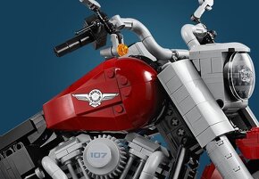 LEGO Creator 10269 Harley-Davidson Fat Boy - 4