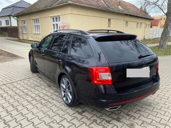 Škoda Octavia Combi 2.0 TDI DPF RS DSG - 4