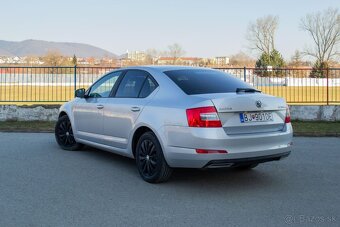 Škoda Octavia 3 2.0 TDI Sedan - 4