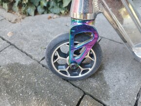 Predám kolobežku Oxelo Freestyle SC MF 3.6 V5 NEO CHROME - 4