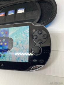 PS VITA PCH-1004 OLED +4hry+4gb karta - 4