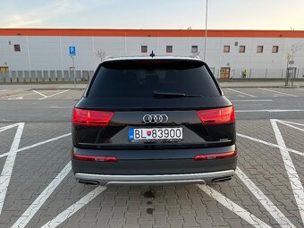 AUDI Q7 3.0 TDi Quattro - 4