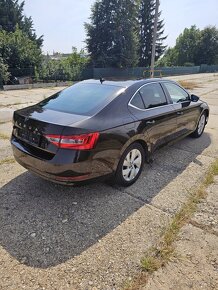 Skoda superb 2,0 TDI Manual 110kw - 4