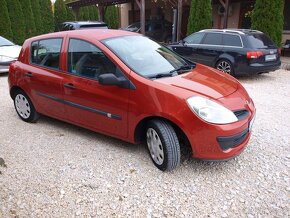 Renault Clio 1,2 i - 4 valec - 4